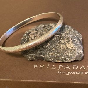 SILPADA back to basics hammered sterling silver bangle bracelet, B2880